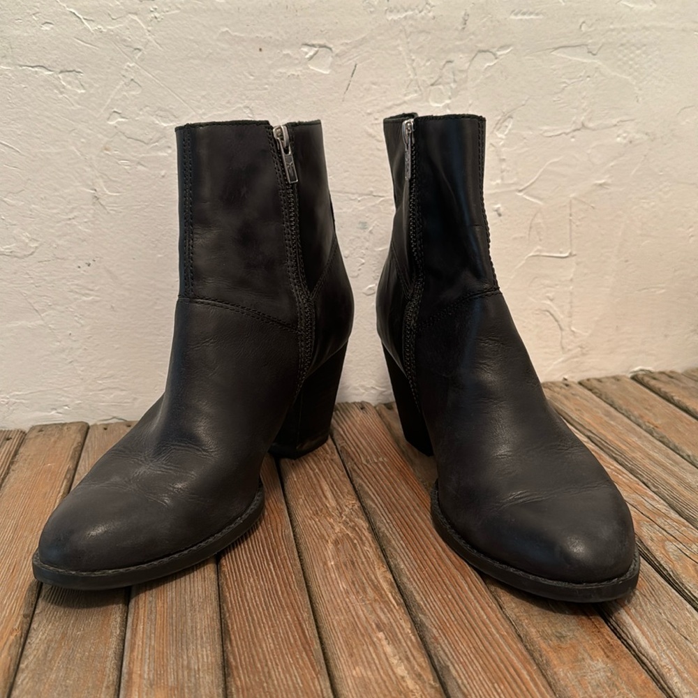 Frye boots (booties) black size 8.5